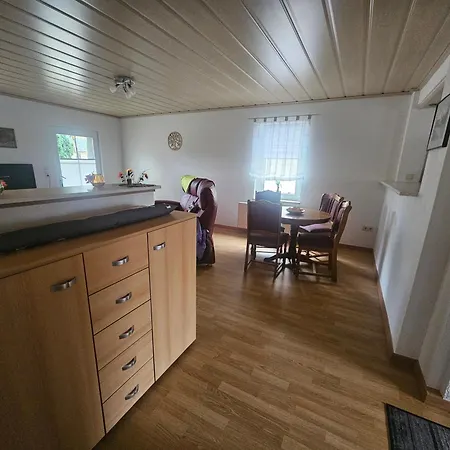 Apartment Ferienhaeuschen In Der Naehe Der Kirche *